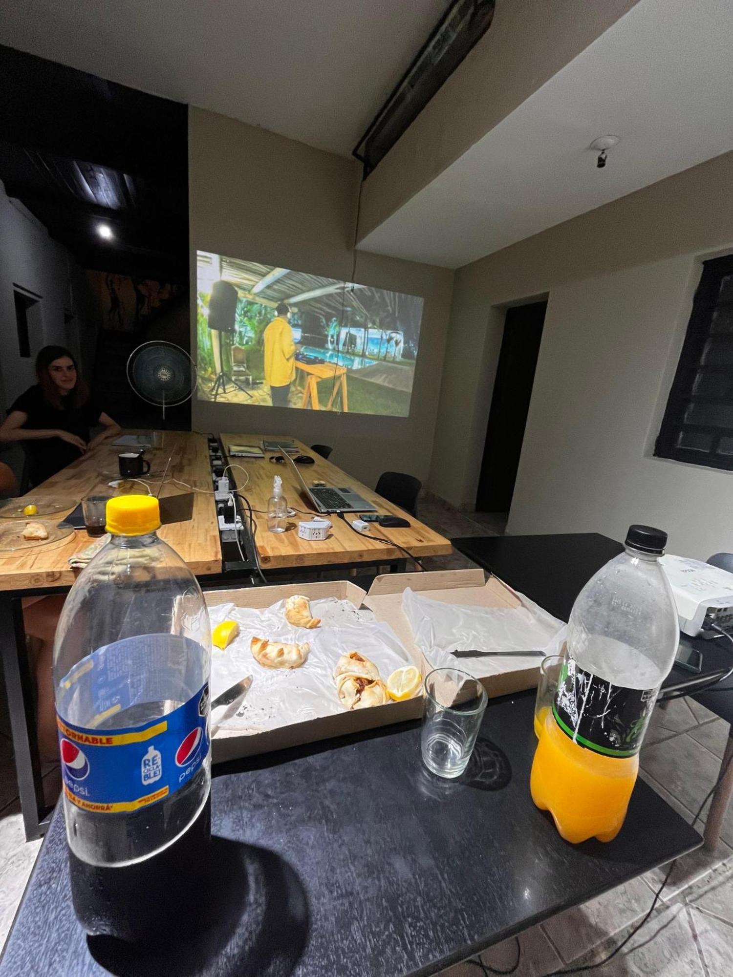 Urban Jungle Hostel サンミゲルデトゥクマン エクステリア 写真